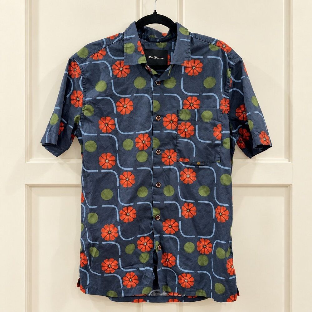 {Ben Sherman} short-sleeve floral and geometric print button-up shirt, M